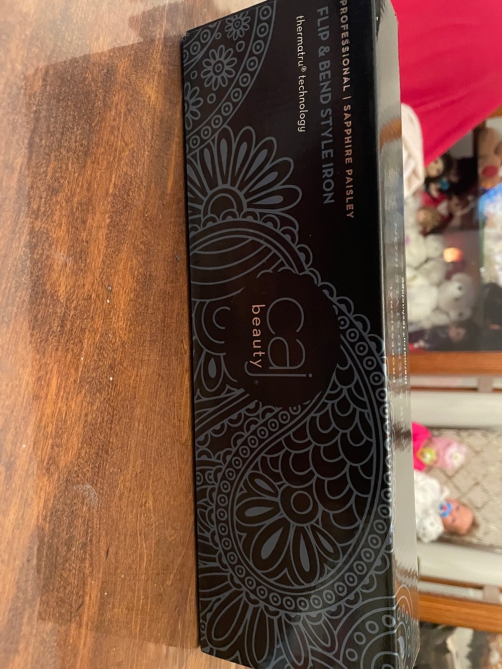 Cai Beauty Sapphire Paisley Flip & Blend Style Iron - Black